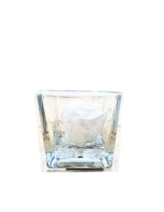 CUBO con Rosa STABILIZZATA "Baccara" profumata con gocce