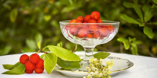 Liquore al Corbezzolo: ingredienti, ricetta e preparazione